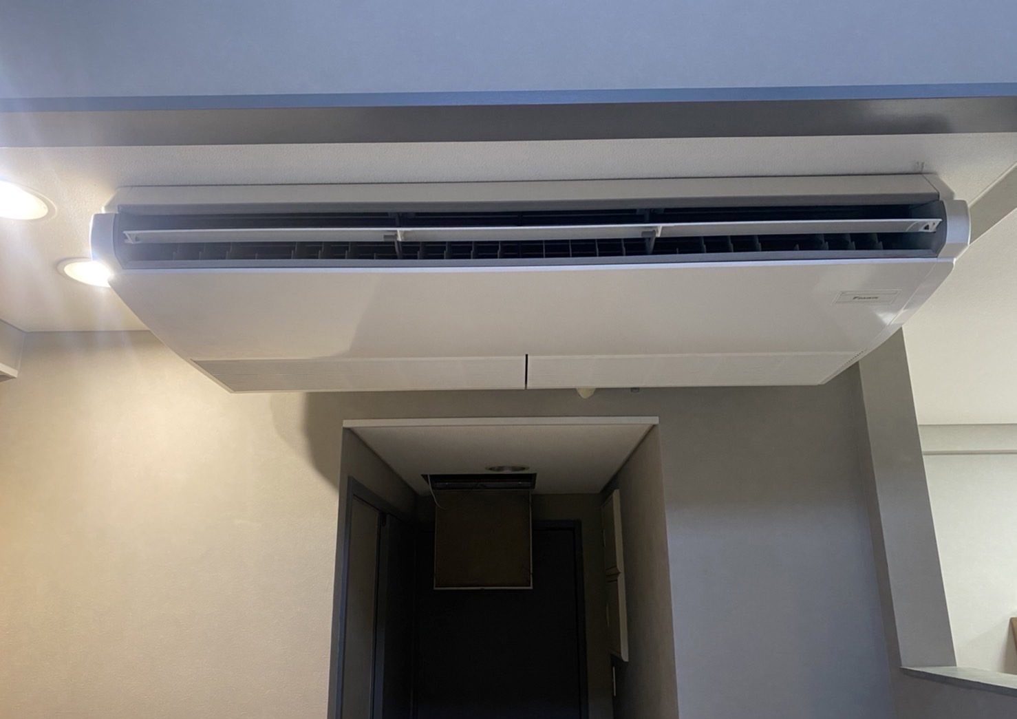 滋賀県東近江市 muku(美容室) 空調機入替工事